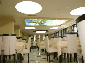 Hotel President - Image 2