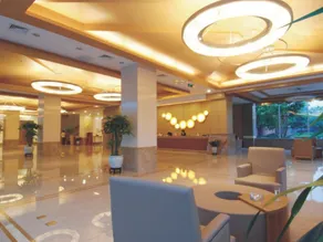Chengdu Jinrui Yangguang Hotel - Image 2