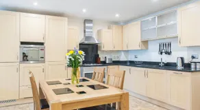 Camstay Longworth Avenue - Image 4