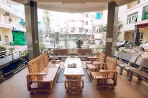 King Hotel Sầm Sơn - Image 2