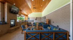 Bliss FIFA 1BR w/ BBQ, Gym & Pool near TheHeights - Image 5