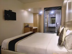 Hotel The Blossom - Image 3