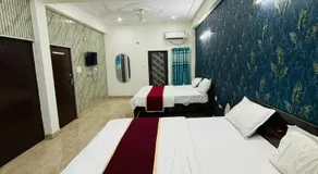 Hotal The Taj Moon - Image 2