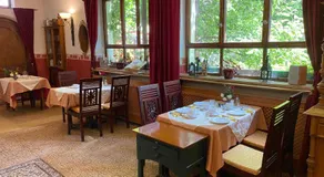 Kreuzerhof Hotel Garni - Image 3