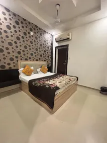Hotel Sleep Inn - Image 2