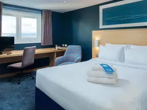 Travelodge Bath Central - Image 3