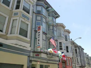 Minna Hotel - Image 4