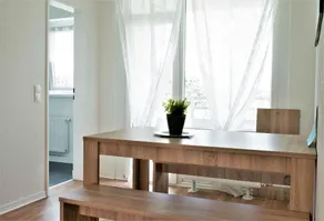 Apartment Dusseldorf 10 - Image 4