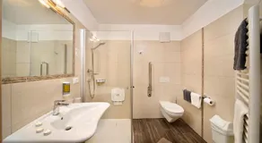 Alpshotel Bergland - Image 2