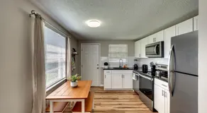 Newly renovated Bradenton bungalow - Image 5