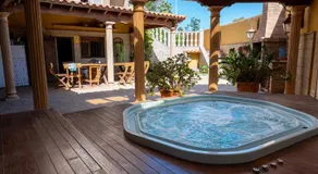 Duque Nest Hostel - Image 5