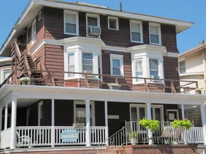 North Beach Hotel - Image 4