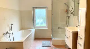 Ferienwohnung Köln Süd 77qm - Ruhige Lage nahe Rhein & Innenstadt - Image 2