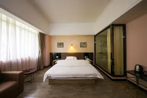 Jinyuan Holiday Hotel - Image 2