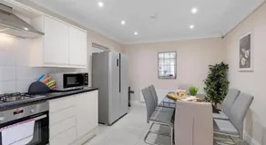 Stylish 4-bedroom, 2-Bathroom Home in Brightside Avenue - Image 5