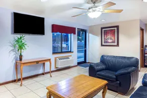 Knights Inn Memphis at Macon Cove - Image 4