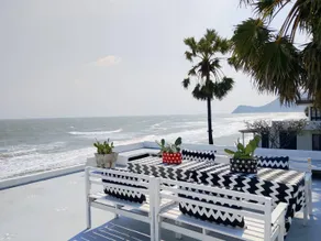Hua Plee Lazy Beach Hotel - Image 3