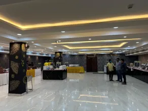 HOTEL GVR AAHWANAM ELITE GRAND - Image 3