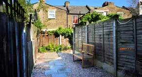 East End London Garden Flat - Image 4