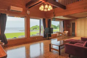 Great Viewing Ocean View Akita Sunset & Sea View Villa St. Kilda Whole House Rental - Image 2