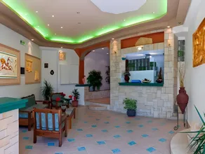 Amalia Apartments-Suites - Image 2