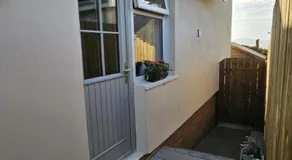 Induli Holywood - Private Luxury Double Room near Belfast - Image 5