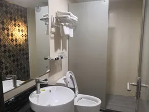 Jizhi Boutique Hotel (Dongguan Gaobu Town Cultural Square Branch) - Image 4