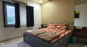 Hotel Pawar Palace And Restaurant - Image 3