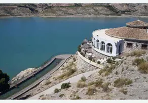Mi Huésped Zújar, Baza - Image 4