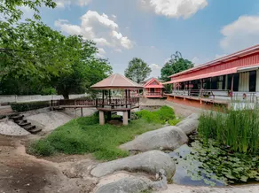 Rockwood house Resort and Thai massage ร็อควู้ด เฮาส์ รีสอร์ท แอนด์ ทรงวาดนวดแผนไทยเพื่อสุขภาพ และสปา - Image 2
