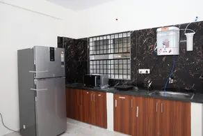 Sakura Inn & Suites - Image 4