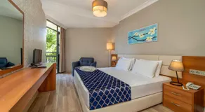 Uras Beach Hotel - Image 2