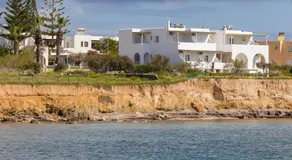 La Mer Seaside Apartments - Image 4