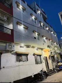 Hotel Tara Palace Near Mahakal Mandir - Image 3