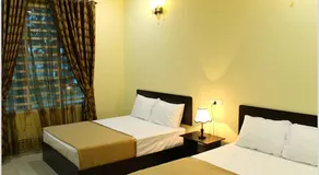 Villasuri Homestay - Image 2