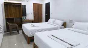 Hotel Visara Grand - Image 2