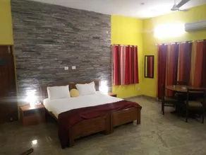 ROYALE ACHAYA - Image 2