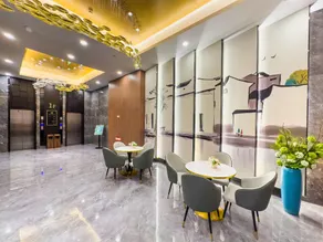 Qinhuai Hotel - Image 4