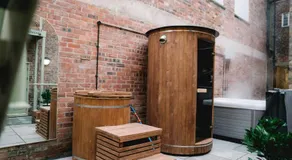 Judges suite apartment with spa facilities - Image 5