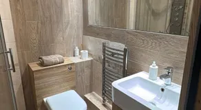 The Wood&Copper Cabin Retreat Private 1BR Ensuite - Image 2