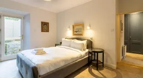 GuestReady - Chic City Escape - Image 2