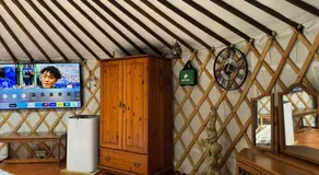 The Roundhouse Yurt - Image 5