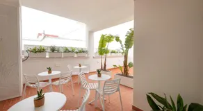 Elisea Your City Escape - Image 2