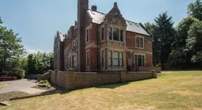 Marlborough Hall Apartment - Quiet - Image 4
