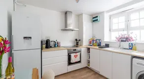 Quaint Apartment Near Tower-London Bridge and Big Ben - Image 3
