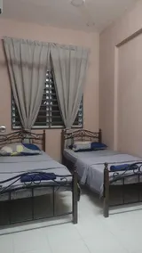 Qaseh By The Beach Apartment - Image 2
