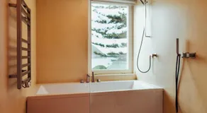 Silveira Bay Lounge Retreat - Image 5