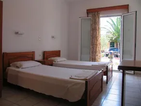 KOSTAS APARTMENTS - Image 4