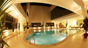AURORA Hotel Plaza - Image 3