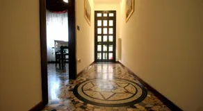 Venice Lion Residence Free Private Parking Easy Access Venice - Image 4